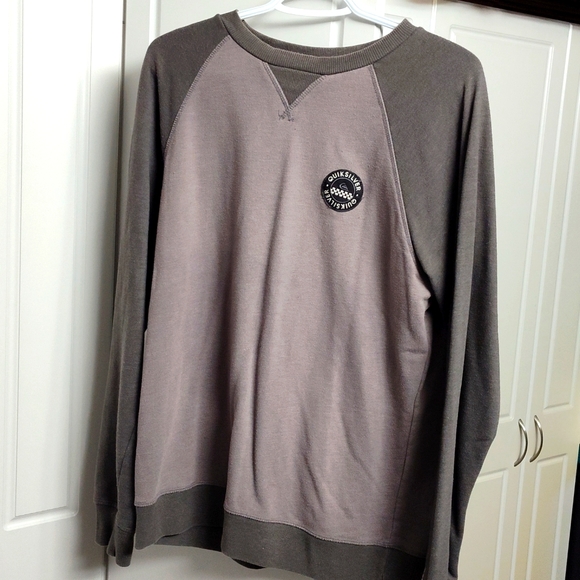 Quicksilver Sweatshirt - Picture 1 of 3